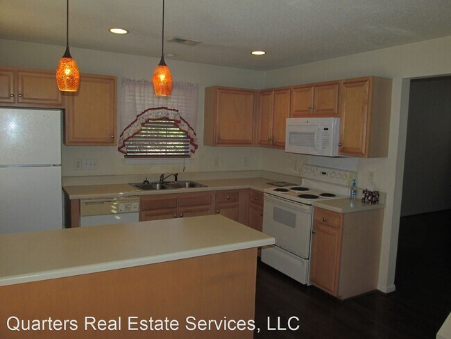 Foto del edificio - 2 br, 2.5 bath House - 3381 Myers Ct.