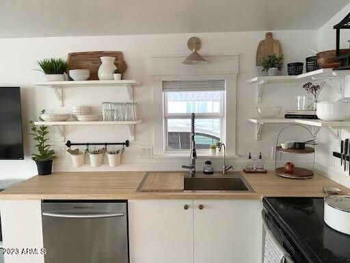 Foto del edificio - 2656 N 56th St