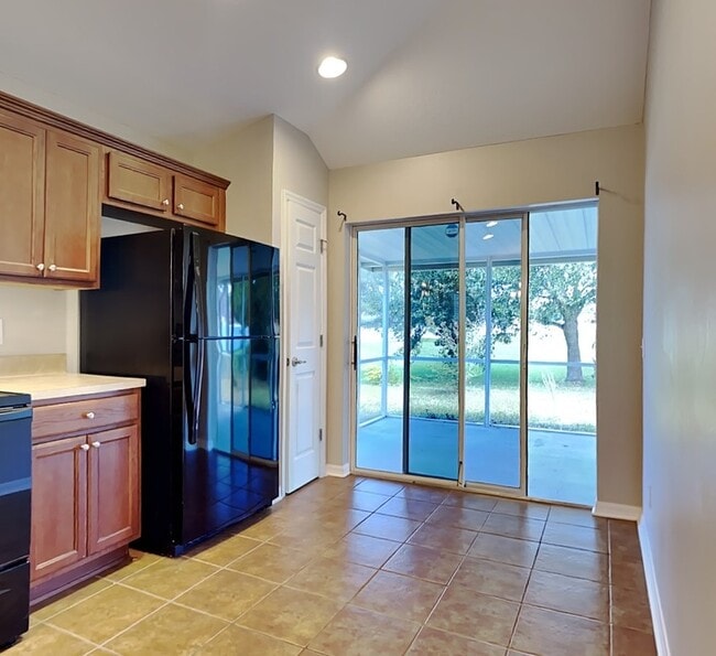 Building Photo - 8414 Silverbell Loop