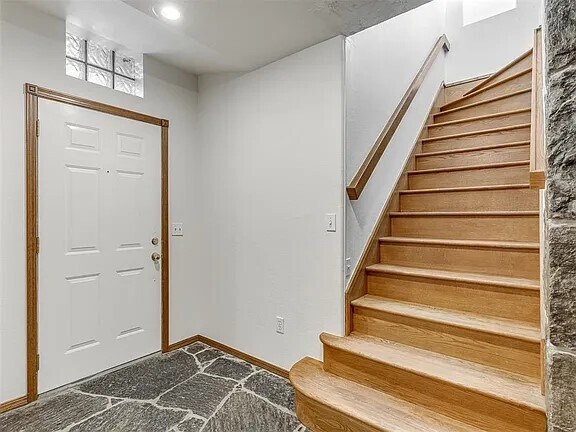 Building Photo - 3609 Hampton Ct