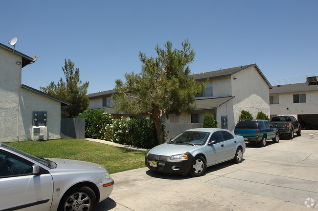 Building Photo - 16378 Sequoia Ave