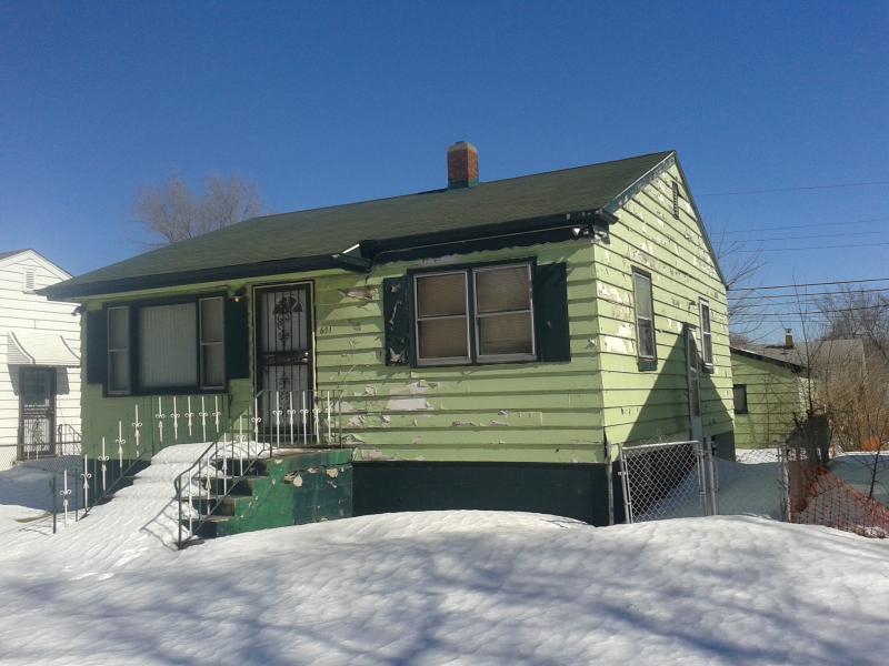 Primary Photo - 621 Colfax St