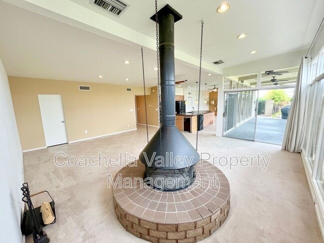 Building Photo - 77495 Cheyenne Dr