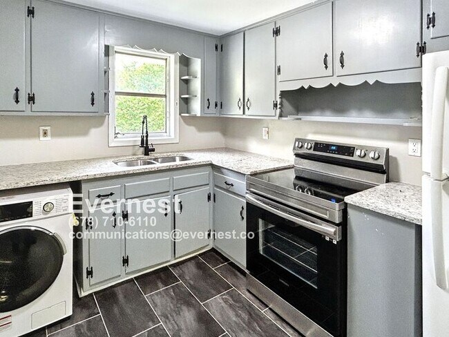 Foto del edificio - 295 Sterling St SE