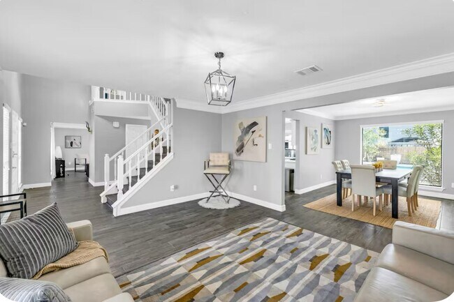 Foto del edificio - 7606 Magnolia Shadows Ln