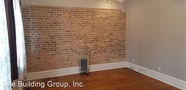 Building Photo - 1759 W Augusta Blvd