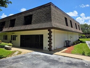 Building Photo - 9460 SW 61st Way