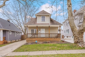 Building Photo - 4684 E 85th St