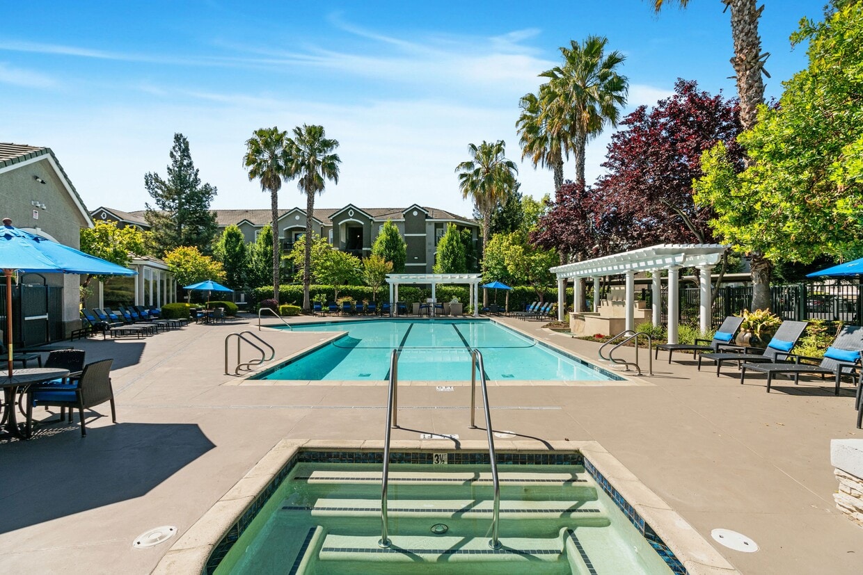 Hawthorn Village 3663 Solano Ave Napa, CA Apartments for Rent in Napa