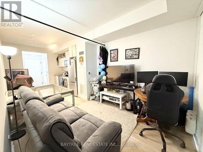 Photo du bâtiment - 121 Lower Sherbourne St