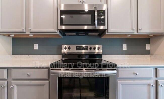 Foto del edificio - 9234 Gilmore Grove Way