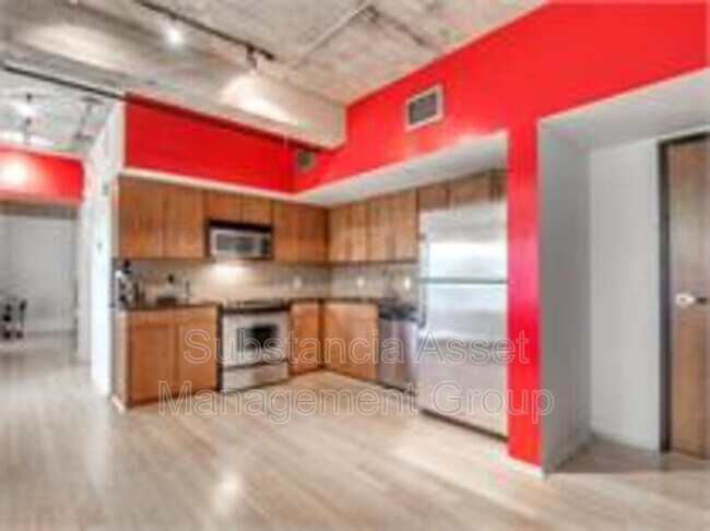 Foto del edificio - 1209 N Harvey Ave