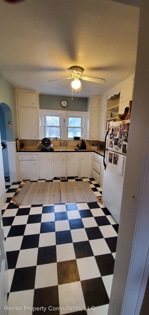 Building Photo - 2 br, 1 bath House - 111 Benjamin Ave SE