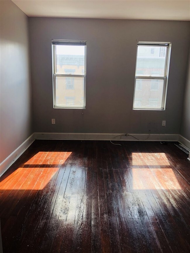 Foto del edificio - 350 7th St