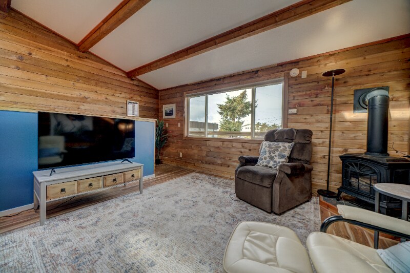 Primary Photo - 7398 Birch Bay Dr