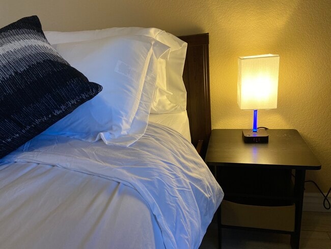 Foto del edificio - 1350 S Greenfield Rd