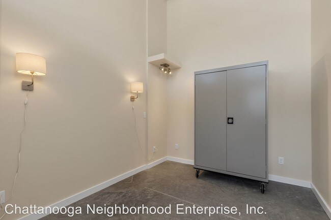 Building Photo - 1 br, 1 bath Apartment - 1728 Bailey Ave