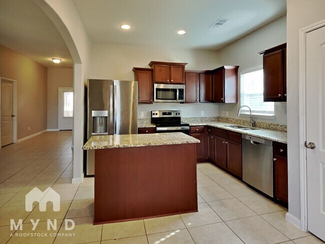 Foto del edificio - 13624 Founders Ln