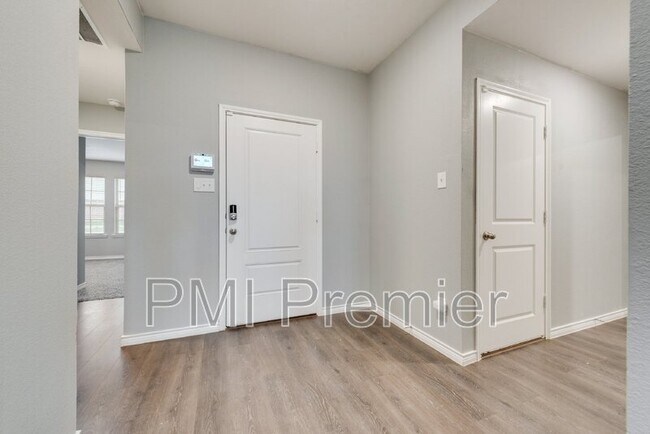 Foto del edificio - 1501 Hidden Bluff Crossing