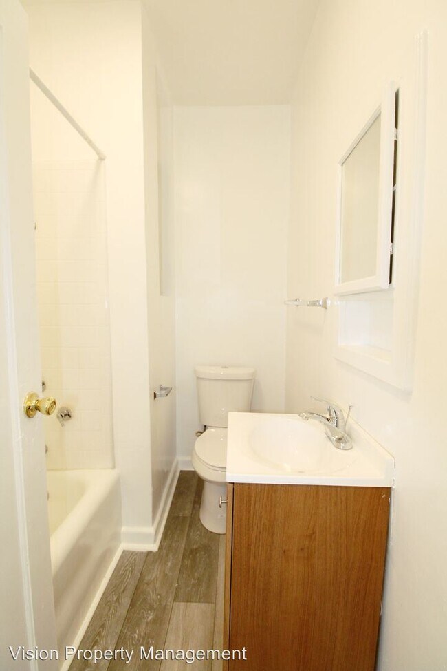 Building Photo - 3201 Beaumont Ave