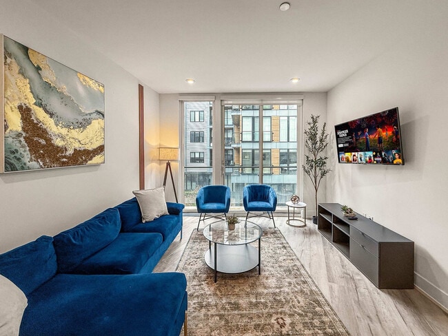 Building Photo - 1214 N American St