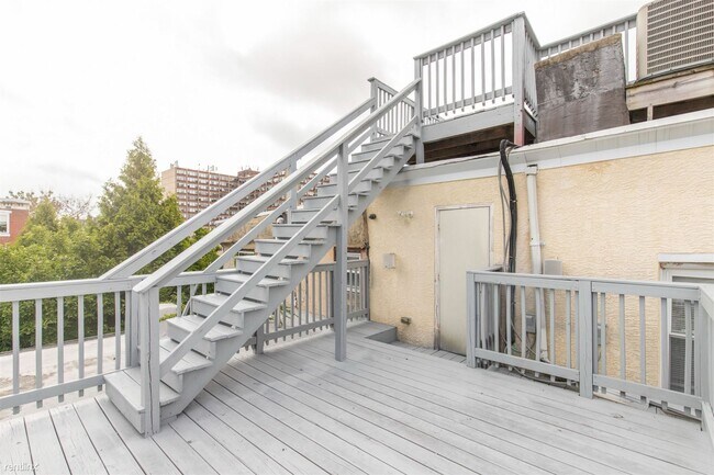 Foto del edificio - 5 br, 4 bath House - 1509 W THOMPSON ST Un...