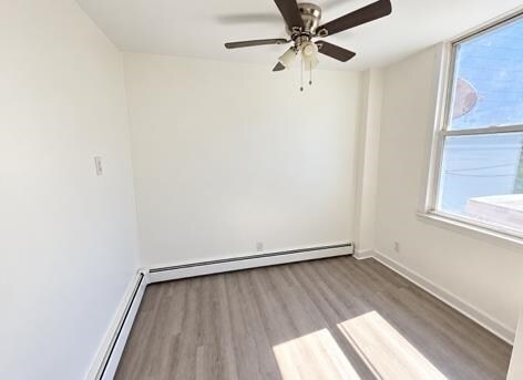 Foto del edificio - 105 Zabriskie St