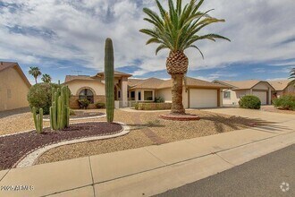 Building Photo - 13820 W Oak Glen Dr