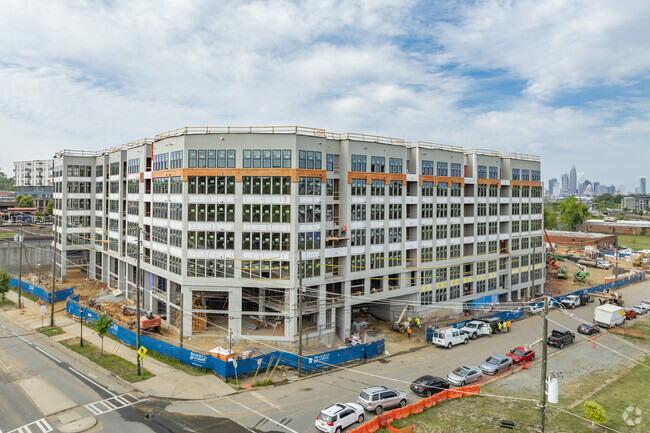 Building Photo - Cullman House