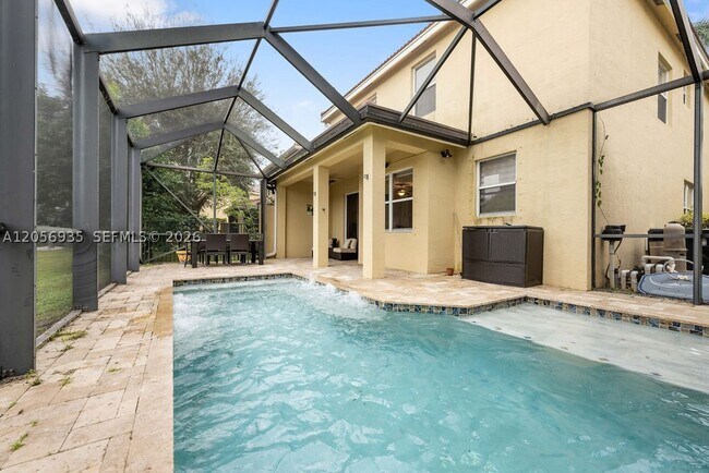 Building Photo - 7841 Jewelwood Dr