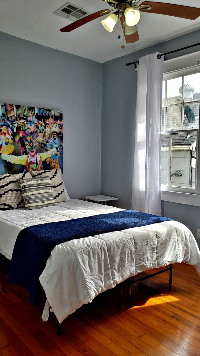 Foto del edificio - 1608 Saint Roch Ave