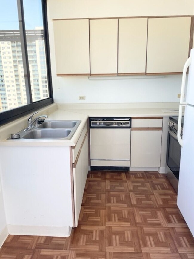 Foto del edificio - Rarely available corner end 2 bed 2 bath u...