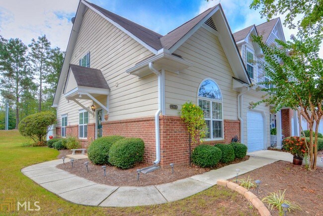 Building Photo - 2348 Suwanee Pointe Dr