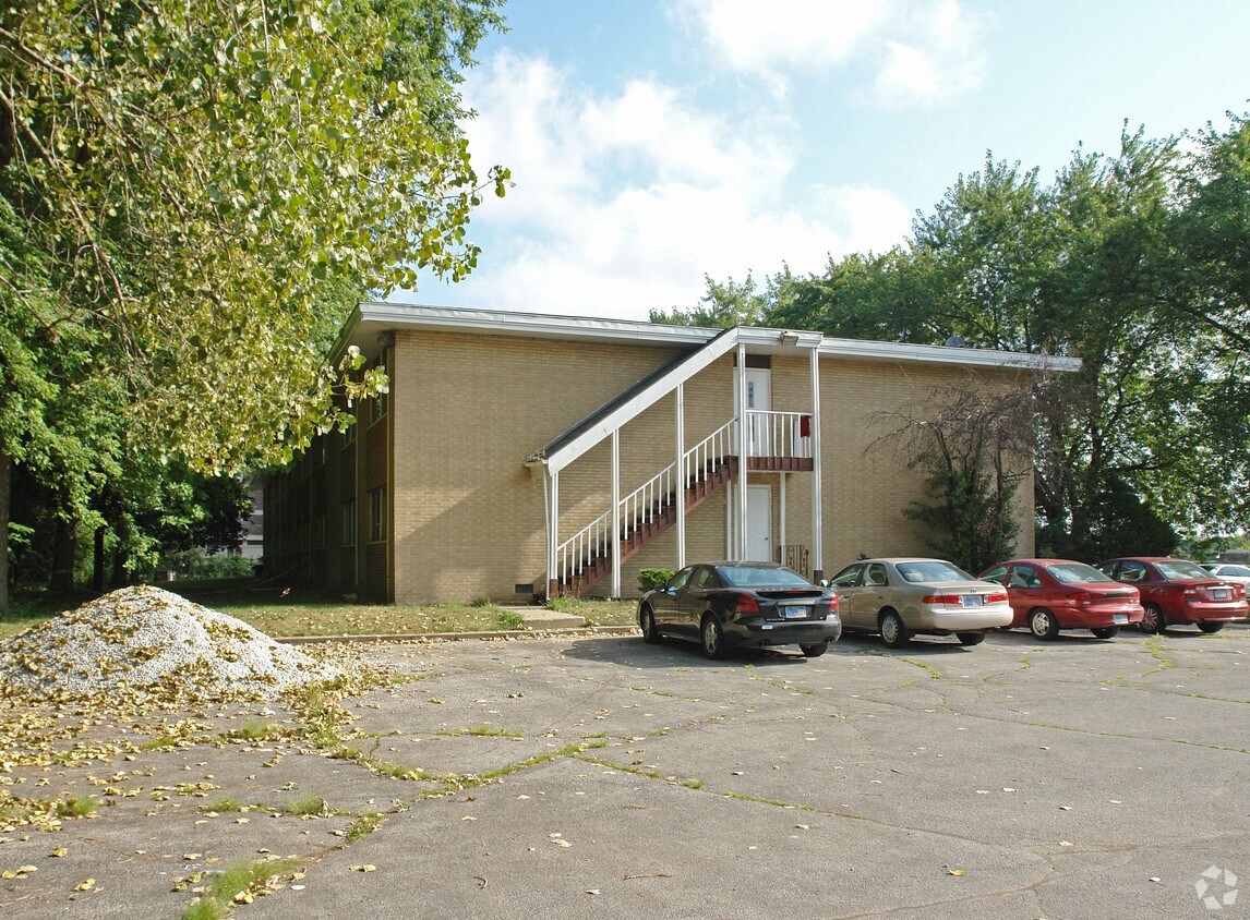 Foto del edificio - 3330 Pierce St