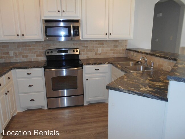 Building Photo - 3 br, 2 bath House - 6107 A 73rd Street