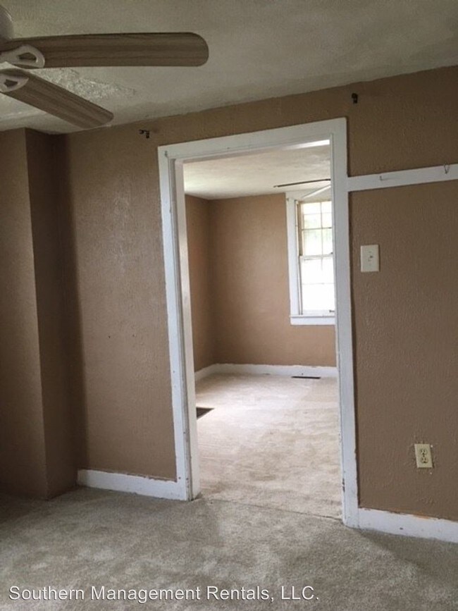 Building Photo - 3 br, 2.5 bath House - 713 Hanover Rd