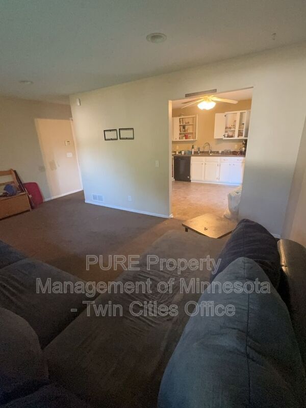 Foto del edificio - 11239 Wren St NW