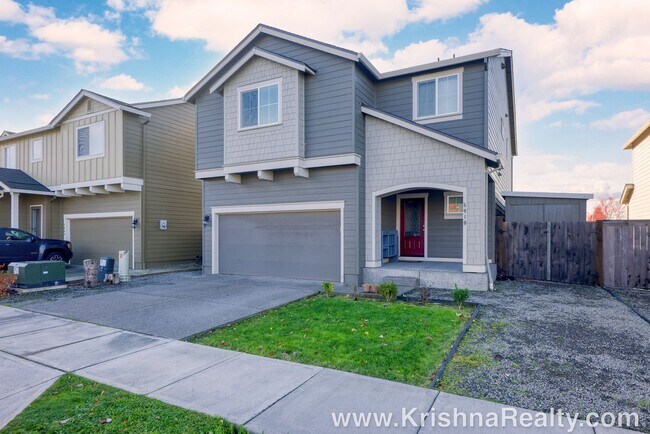 Building Photo - Beatiful 3 Bedroom 2.5 Bath Single Family ...