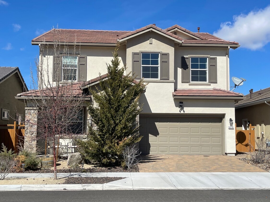 Primary Photo - Newer Home within Red Hawk Golf Community!