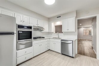 Building Photo - 3434 McFarlin Blvd