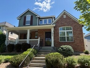 Building Photo - 1022 Roslyn St