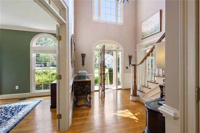 Building Photo - 9025 Nesbit Lakes Dr