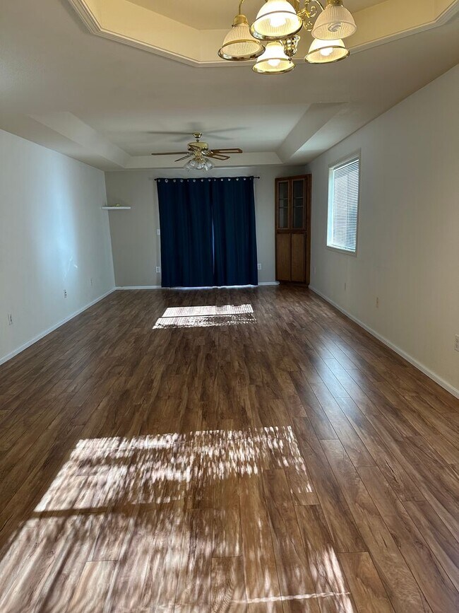 Foto del edificio - Rent this Charming 3 Bedroom, 2 Bath Home in Ashland & get 1/2 off the first full month's rent!!