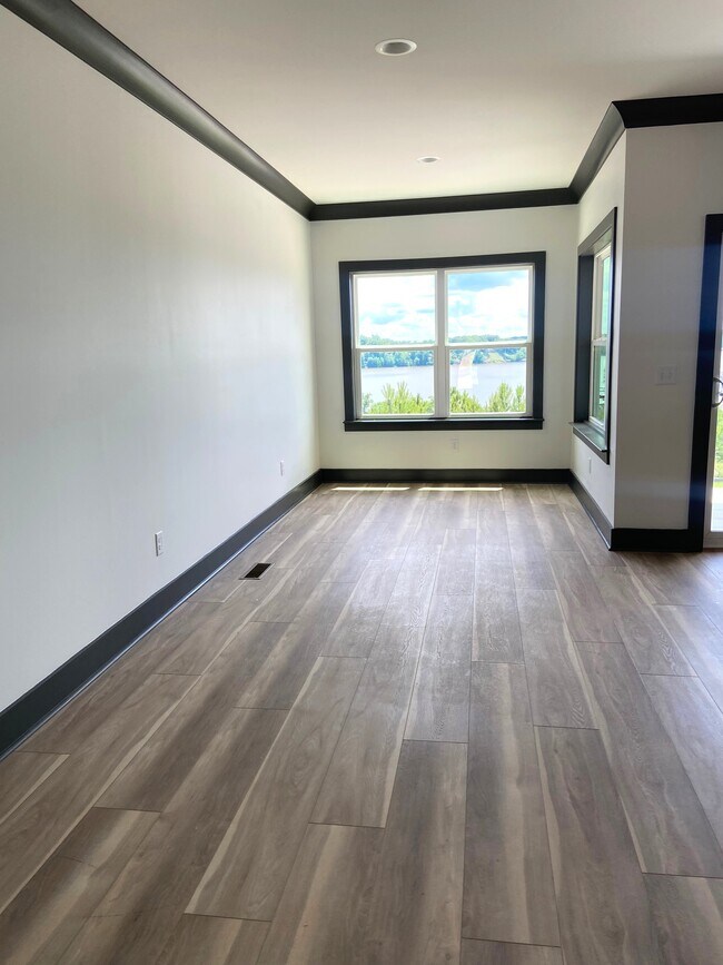 Foto del edificio - 1166 Ranch Marina Rd