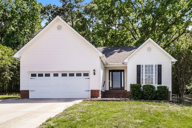 Building Photo - 912 Carole Summey Dr