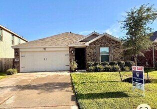 Building Photo - 1322 Glendora Dr