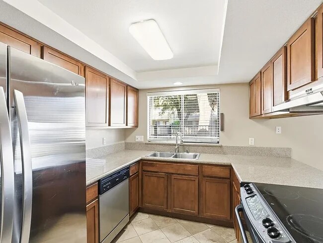 Foto del edificio - 7675 N 1st St