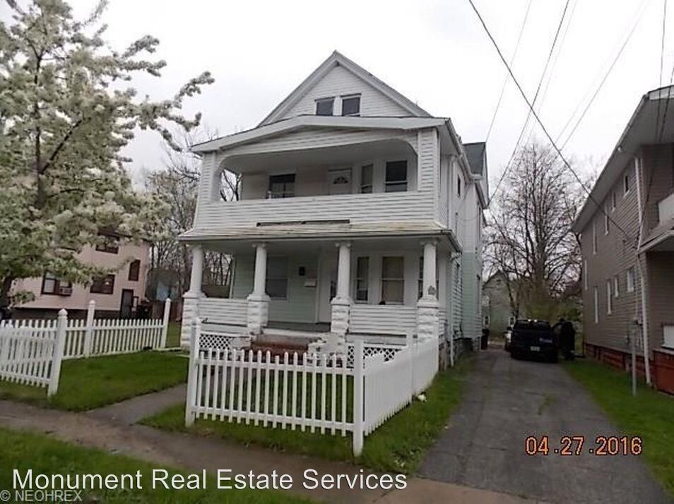 Primary Photo - 11702 Parkview Ave