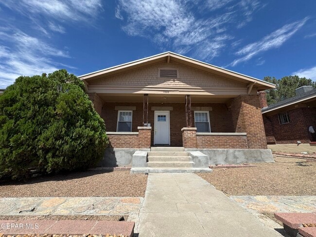 Foto del edificio - 1606 Hawthorne St