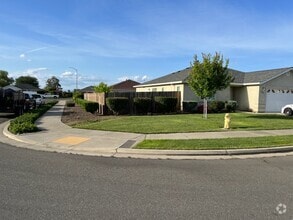 Building Photo - 388 N Biggs Dr